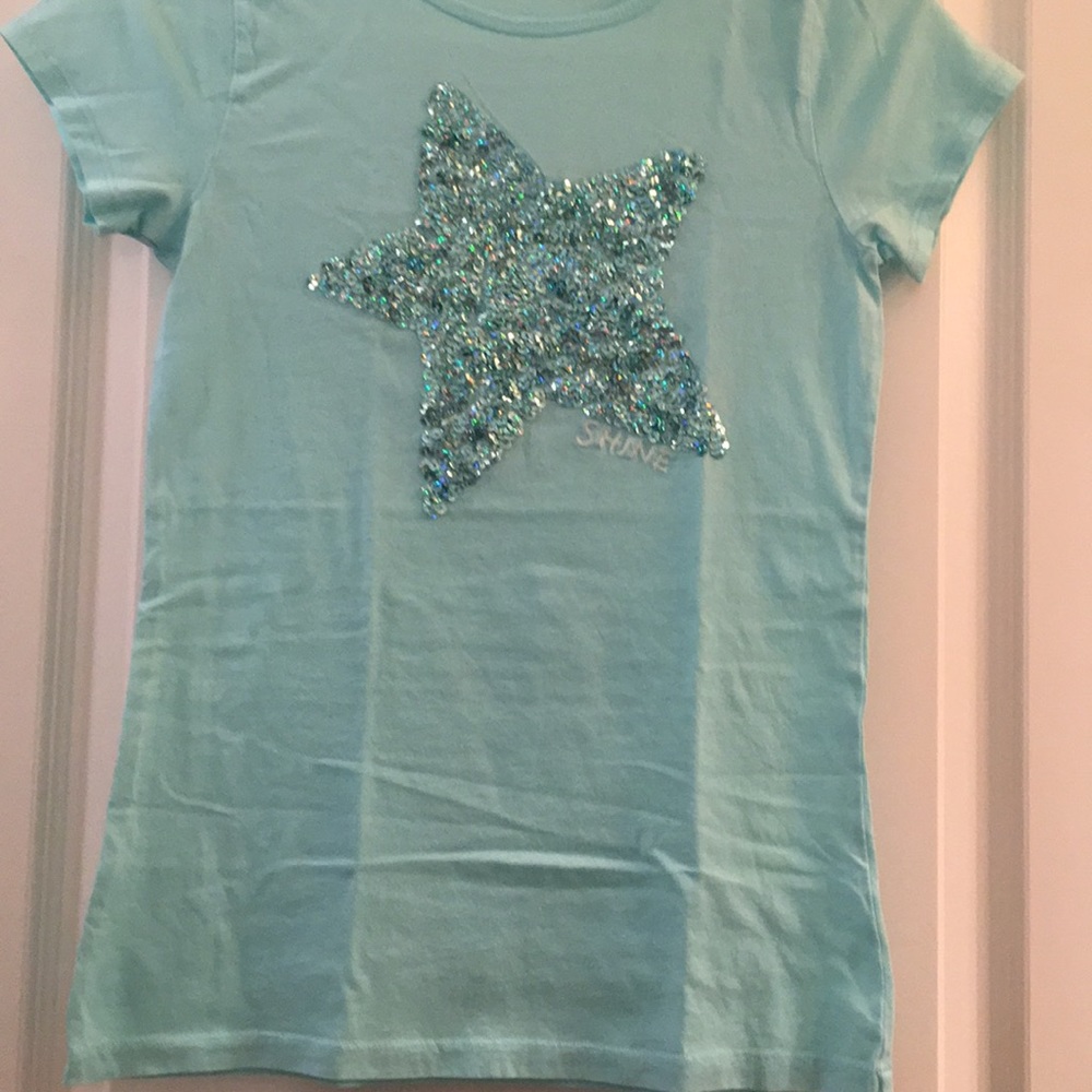 Girl’s shirt